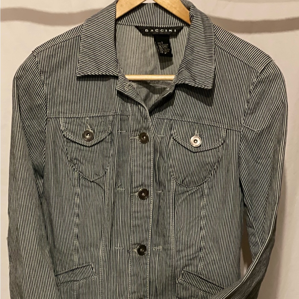 Biccini women’s pinstriped navy/white jacket.